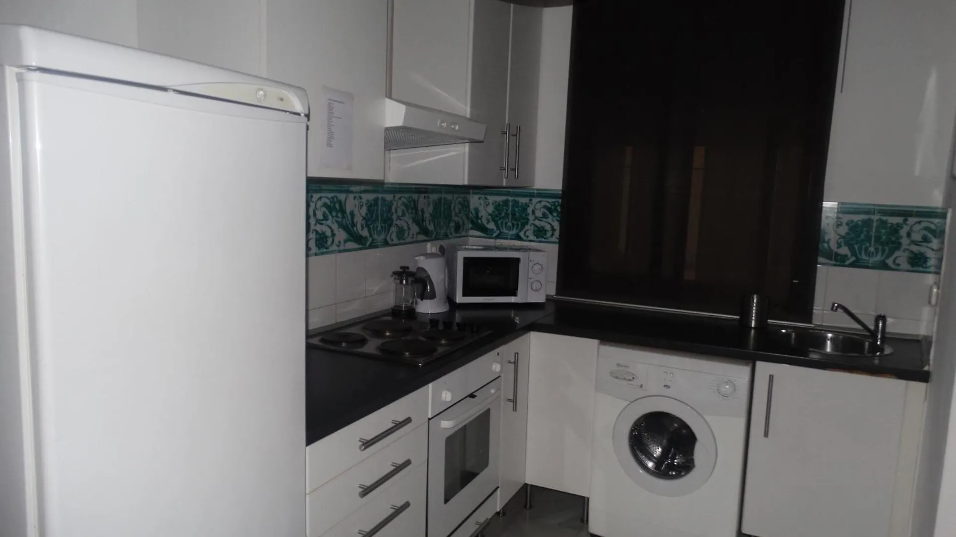 Malaga Apartamentos - Jinetes, 13 contacts