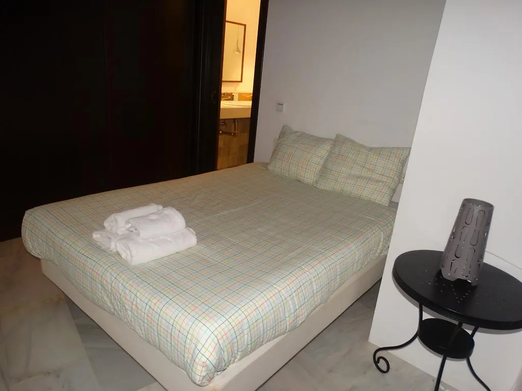 Malaga Apartamentos - Jinetes, 13