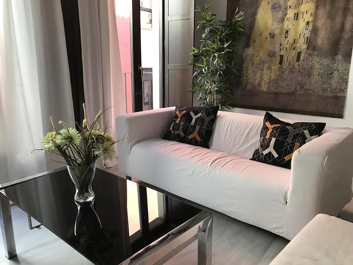 Malaga Apartamentos - Jinetes, 13